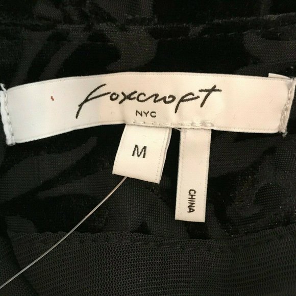 Foxcroft Black Velvet Burnout Textured Blouse Sz M - Picture 6 of 8